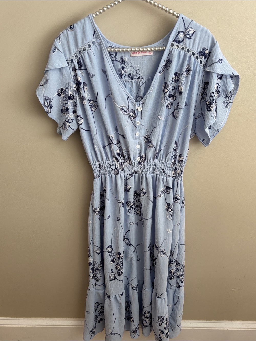Ana & Rose 1x Light Blue Floral Midi Dress